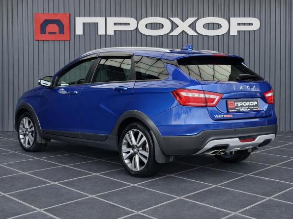 Lada (ВАЗ) Vesta I с пробегом 2022 года, цена 1 347 000 рублей, 63620 км, универсал, Автокод Объявления