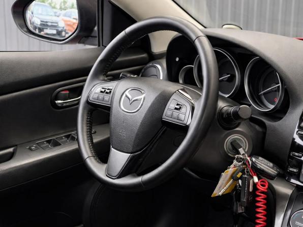Mazda 6 II (GH) Рестайлинг с пробегом 2012 года, цена 1 337 000 рублей, 98275 км, седан, Автокод Объявления