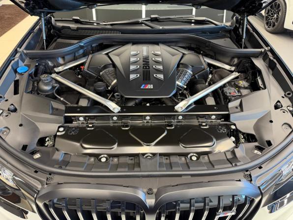 BMW X7 I (G07) Рестайлинг с пробегом 2025 года, цена 16 990 000 рублей, 2487 км, внедорожник, Автокод Объявления