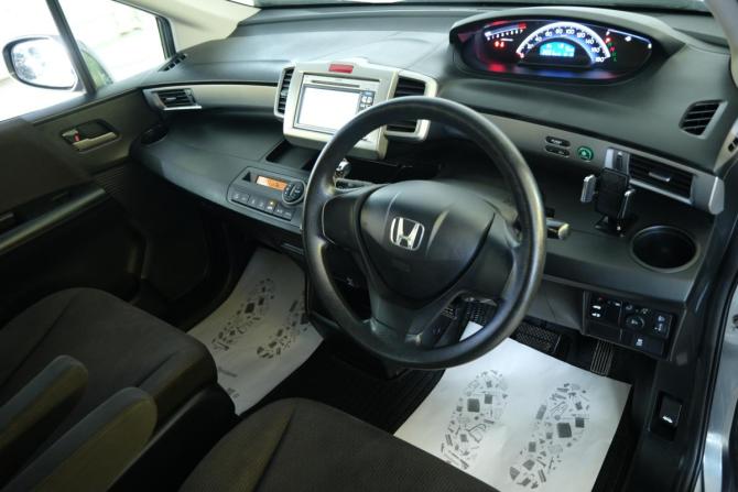Honda Freed I Рестайлинг с пробегом 2012 года, цена 1 149 000 рублей, 135500 км, компактвэн, Автокод Объявления