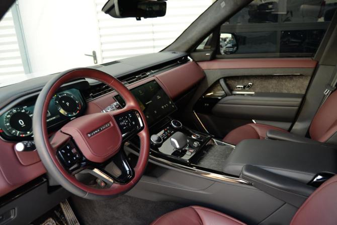 Land Rover Range Rover Sport III с пробегом 2023 года, цена 17 990 000 рублей, 28121 км, внедорожник, Автокод Объявления