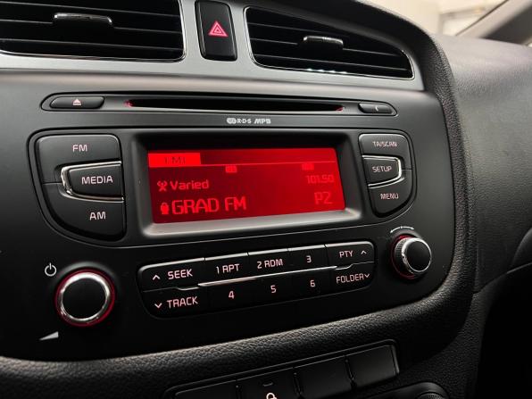 Kia Ceed II с пробегом 2013 года, цена 860 000 рублей, 143314 км, хэтчбек, Автокод Объявления