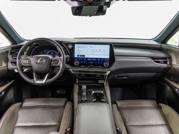 Lexus RX V с пробегом 2023 года, цена 7 598 000 рублей, 13688 км, внедорожник, Автокод Объявления