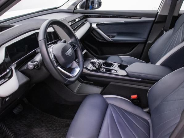 Geely Atlas II с пробегом 2024 года, цена 3 150 000 рублей, 17210 км, внедорожник, Автокод Объявления
