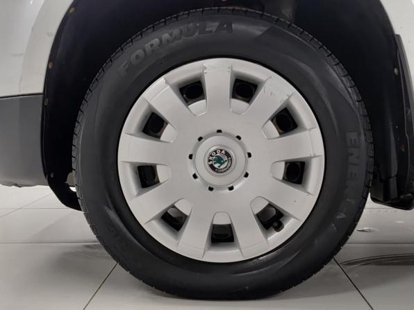 Skoda Yeti I с пробегом 2012 года, цена 696 000 рублей, 230226 км, внедорожник, Автокод Объявления