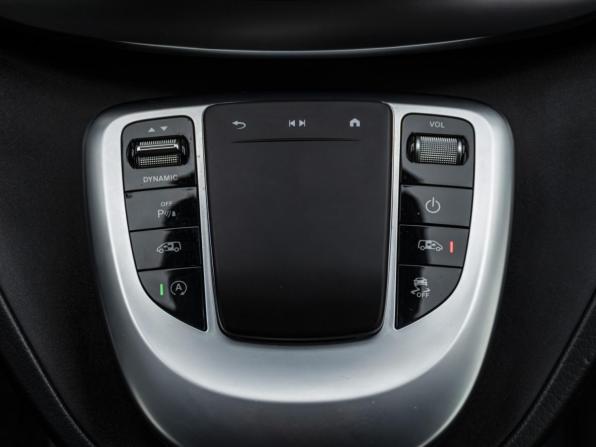 Mercedes-Benz V-Класс III (W447) Рестайлинг с пробегом 2022 года, цена 6 950 000 рублей, 116507 км, минивэн, Автокод Объявления