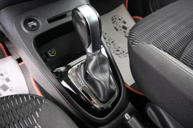 Renault Kaptur I с пробегом 2019 года, цена 1 499 000 рублей, 85386 км, внедорожник, Автокод Объявления