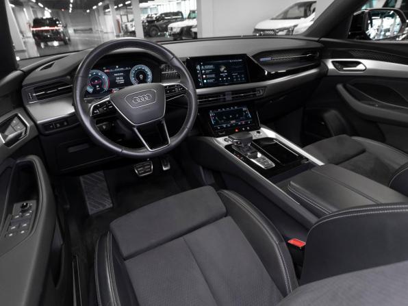 Audi Q6 с пробегом 2023 года, цена 6 500 000 рублей, 54374 км, внедорожник, Автокод Объявления