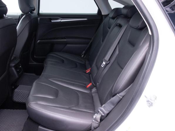 Ford Mondeo V с пробегом 2015 года, цена 1 250 000 рублей, 228894 км, седан, Автокод Объявления