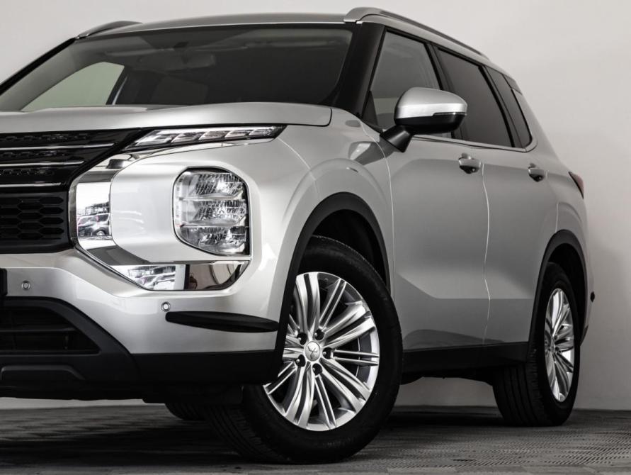 Mitsubishi Outlander IV Санкт-Петербург  - изображение 2