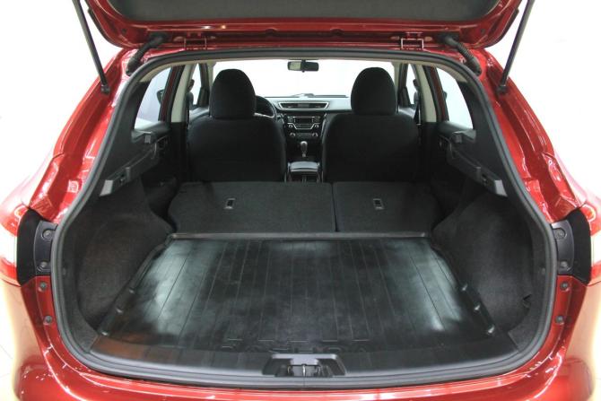 Nissan Qashqai II с пробегом 2018 года, цена 1 798 600 рублей, 84620 км, внедорожник, Автокод Объявления