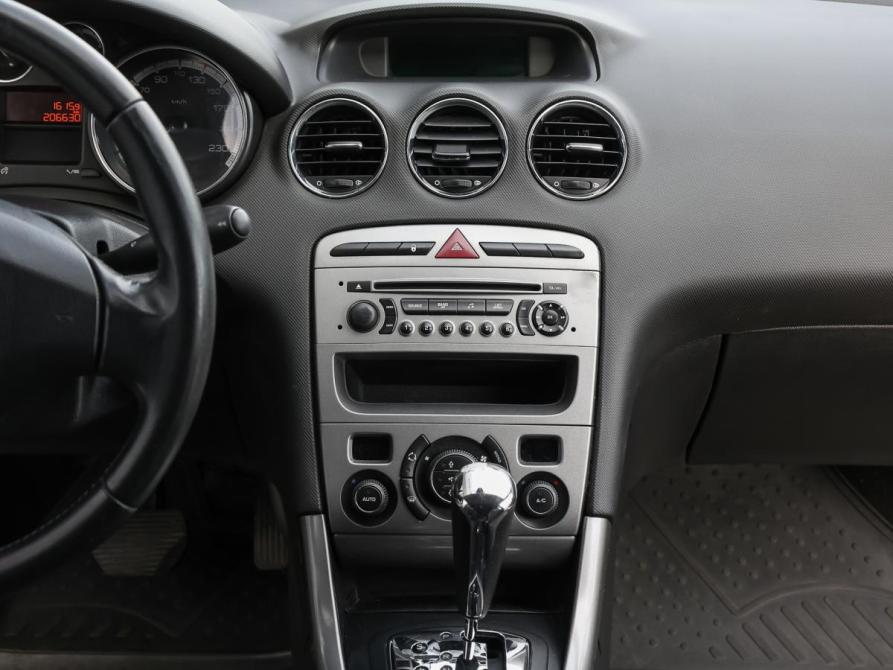 Peugeot 308 I Москва  - изображение 14