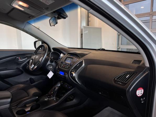 Hyundai ix35 I Рестайлинг с пробегом 2014 года, цена 1 500 000 рублей, 148999 км, внедорожник, Автокод Объявления