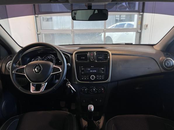 Renault Logan II Рестайлинг с пробегом 2021 года, цена 1 260 000 рублей, 87140 км, седан, Автокод Объявления