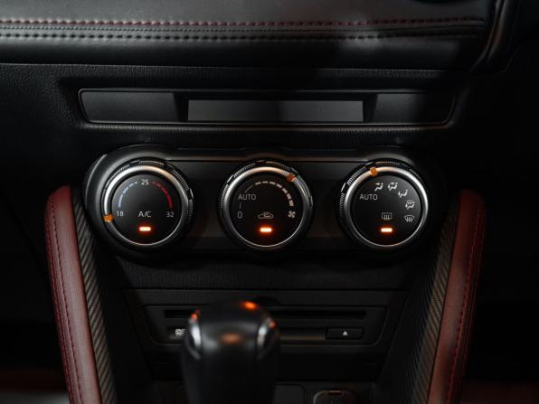 Mazda CX-3 I с пробегом 2015 года, цена 1 350 500 рублей, 51716 км, внедорожник, Автокод Объявления