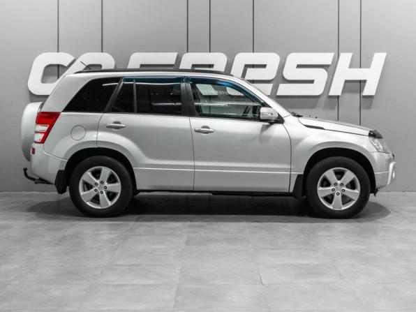 Suzuki Grand Vitara II Рестайлинг с пробегом 2010 года, цена 999 000 рублей, 333699 км, внедорожник, Автокод Объявления