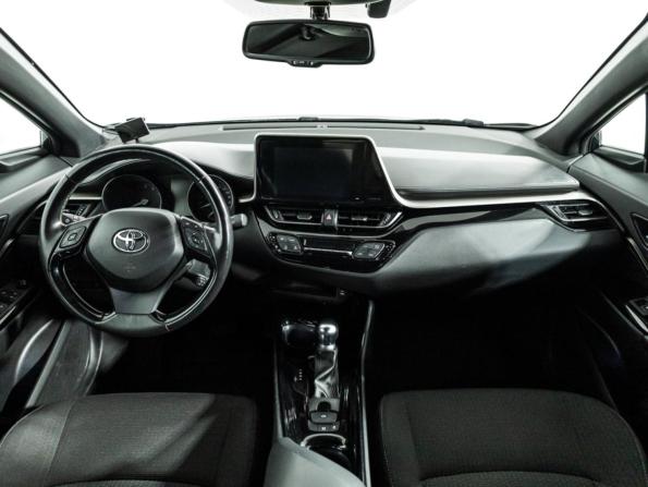 Toyota C-HR I с пробегом 2019 года, цена 1 999 700 рублей, 168032 км, внедорожник, Автокод Объявления