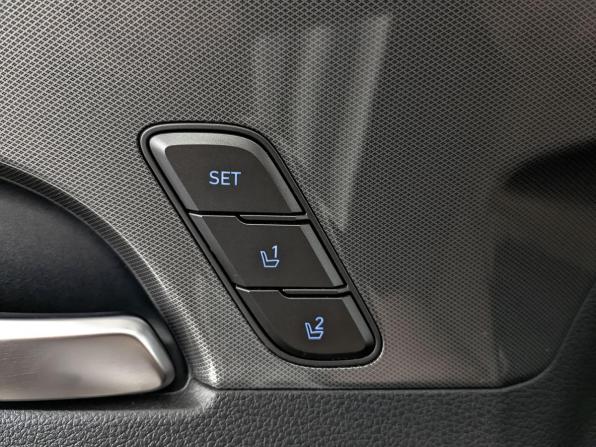 Hyundai Santa Fe IV Рестайлинг с пробегом 2022 года, цена 4 190 000 рублей, 59037 км, внедорожник, Автокод Объявления