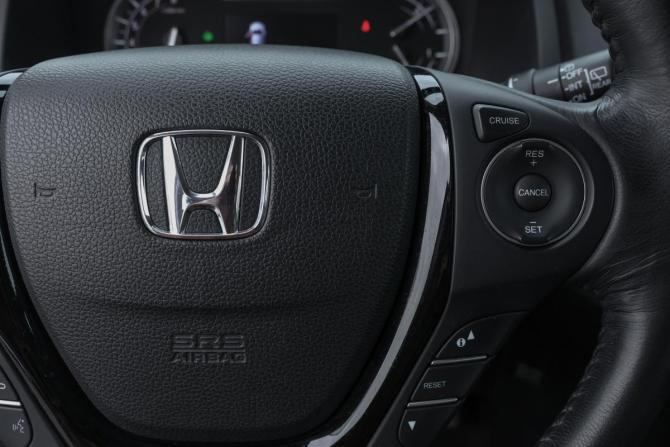 Honda Pilot III с пробегом 2018 года, цена 2 888 000 рублей, 130523 км, внедорожник, Автокод Объявления