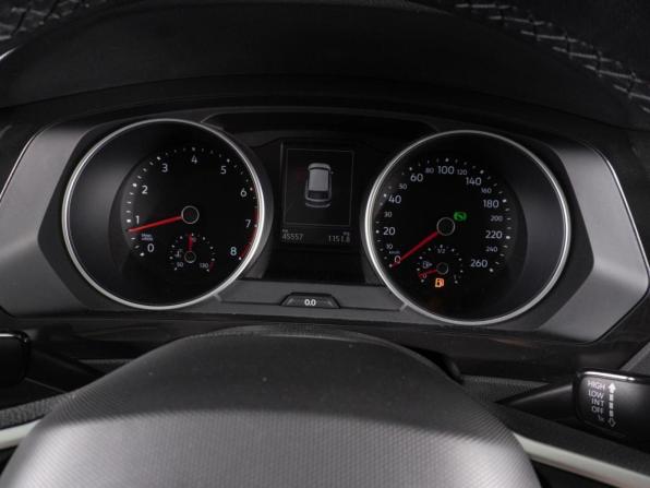Volkswagen Tiguan II Рестайлинг с пробегом 2021 года, цена 3 086 000 рублей, 45557 км, внедорожник, Автокод Объявления
