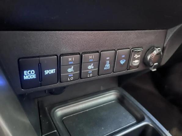Toyota RAV4 IV (XA40) с пробегом 2014 года, цена 1 496 000 рублей, 278616 км, внедорожник, Автокод Объявления