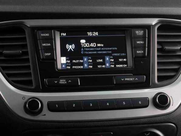 Hyundai Solaris II с пробегом 2018 года, цена 1 199 000 рублей, 145032 км, седан, Автокод Объявления