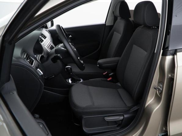 Volkswagen Polo V Рестайлинг с пробегом 2017 года, цена 1 287 444 рубля, 94133 км, седан, Автокод Объявления