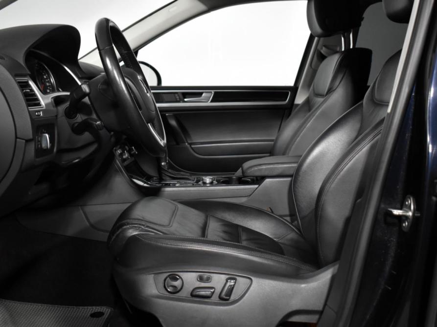 Volkswagen Touareg II Рестайлинг Санкт-Петербург  - изображение 10