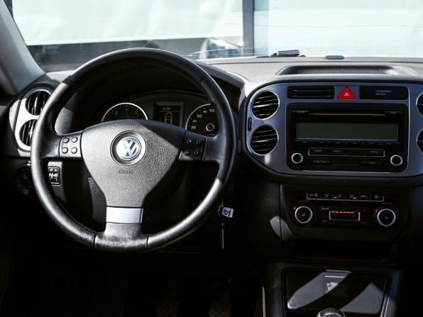 Volkswagen Tiguan I с пробегом 2010 года, цена 899 000 рублей, 258620 км, внедорожник, Автокод Объявления