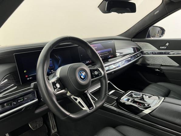 BMW i7 с пробегом 2022 года, цена 11 550 000 рублей, 41210 км, седан, Автокод Объявления