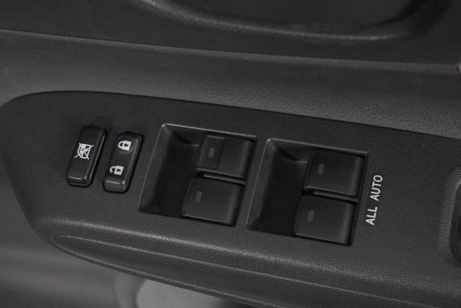 Toyota Wish II с пробегом 2009 года, цена 1 299 000 рублей, 115000 км, минивэн, Автокод Объявления