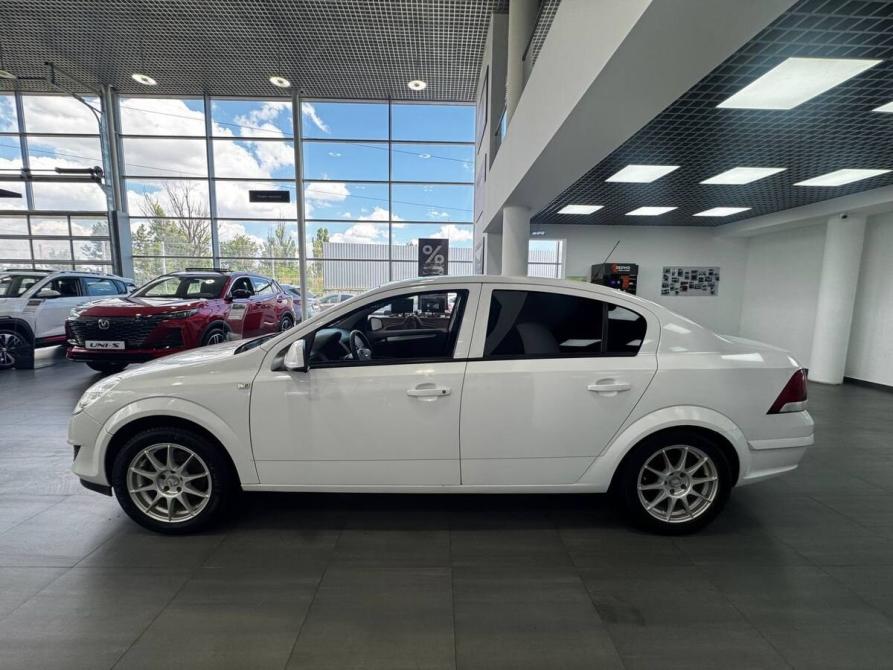 Opel Astra H Рестайлинг Ростов-на-Дону  - изображение 8