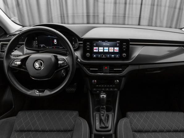 Skoda Rapid II с пробегом 2021 года, цена 1 990 000 рублей, 86756 км, лифтбек, Автокод Объявления