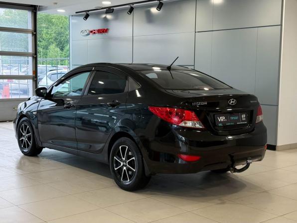 Hyundai Solaris I с пробегом 2013 года, цена 697 000 рублей, 267040 км, седан, Автокод Объявления