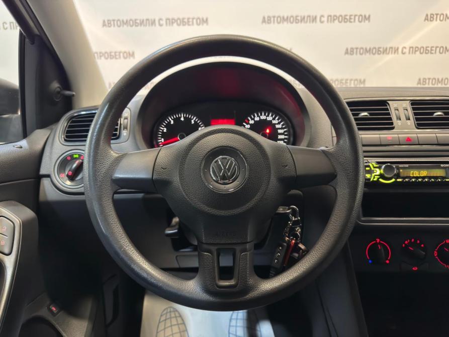 Volkswagen Polo V Санкт-Петербург  - изображение 14