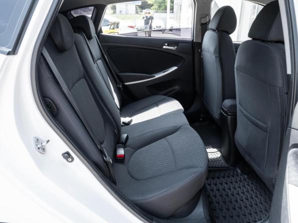Hyundai Solaris I с пробегом 2013 года, цена 968 000 рублей, 121525 км, хэтчбек, Автокод Объявления