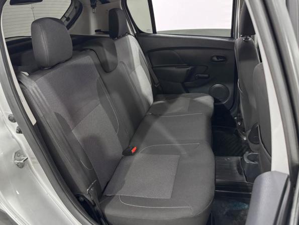 Renault Sandero II Рестайлинг с пробегом 2019 года, цена 1 099 000 рублей, 65986 км, хэтчбек, Автокод Объявления