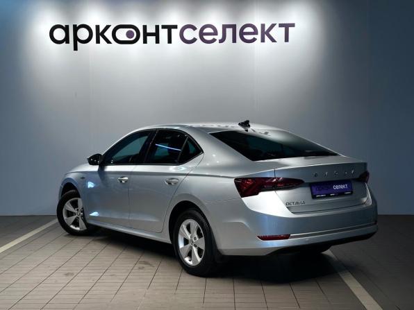 Skoda Octavia IV (A8) с пробегом 2021 года, цена 2 253 000 рублей, 103745 км, лифтбек, Автокод Объявления