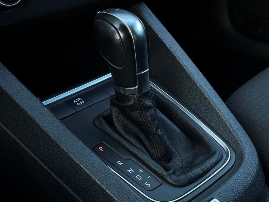 Volkswagen Jetta VI Рестайлинг Санкт-Петербург  - изображение 14