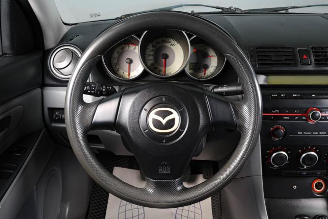 Mazda 3 I (BK) Рестайлинг с пробегом 2006 года, цена 849 000 рублей, 176591 км, седан, Автокод Объявления