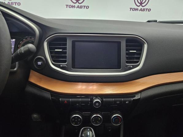 Lada (ВАЗ) Vesta I Рестайлинг (NG) с пробегом 2024 года, цена 1 446 000 рублей, 15696 км, универсал, Автокод Объявления