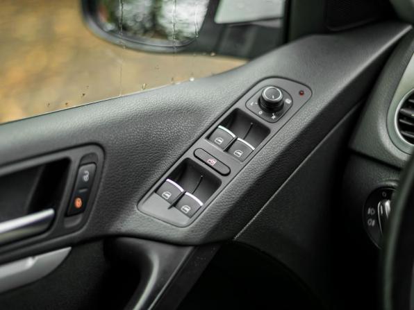 Volkswagen Tiguan I Рестайлинг с пробегом 2016 года, цена 1 599 000 рублей, 187490 км, внедорожник, Автокод Объявления