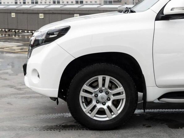 Toyota Land Cruiser Prado 150 Series с пробегом 2013 года, цена 2 790 000 рублей, 231647 км, внедорожник, Автокод Объявления