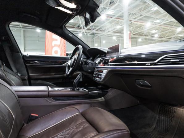 BMW 7 серии VI (G11/G12) Рестайлинг с пробегом 2019 года, цена 5 399 585 рублей, 187426 км, седан, Автокод Объявления