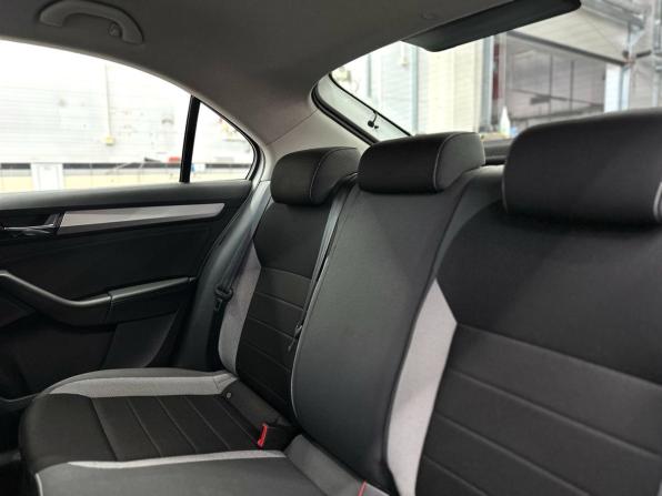 Skoda Rapid I Рестайлинг с пробегом 2019 года, цена 1 399 900 рублей, 128000 км, лифтбек, Автокод Объявления