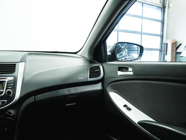 Hyundai Solaris I с пробегом 2012 года, цена 788 000 рублей, 180954 км, хэтчбек, Автокод Объявления