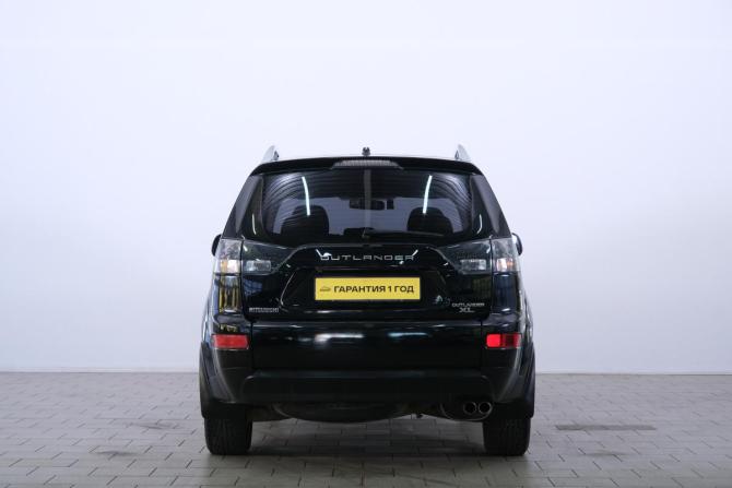 Mitsubishi Outlander II с пробегом 2008 года, цена 1 349 000 рублей, 237000 км, внедорожник, Автокод Объявления