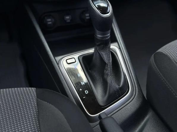 Hyundai Solaris II с пробегом 2019 года, цена 1 350 000 рублей, 85940 км, седан, Автокод Объявления