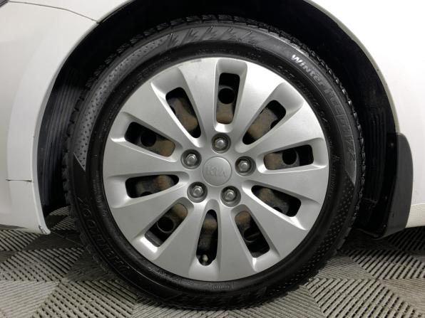 Kia Ceed II Рестайлинг с пробегом 2017 года, цена 1 017 000 рублей, 154700 км, хэтчбек, Автокод Объявления