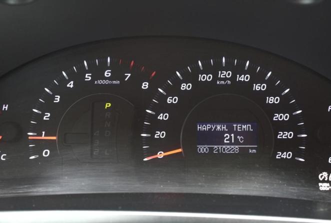 Toyota Camry VI (XV40) Рестайлинг с пробегом 2011 года, цена 1 230 000 рублей, 210228 км, седан, Автокод Объявления
